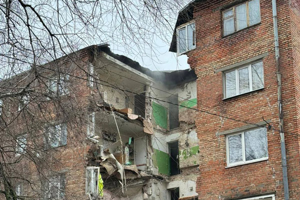 В Ростове-на-Дону обрушился подъезд многоэтажного дома