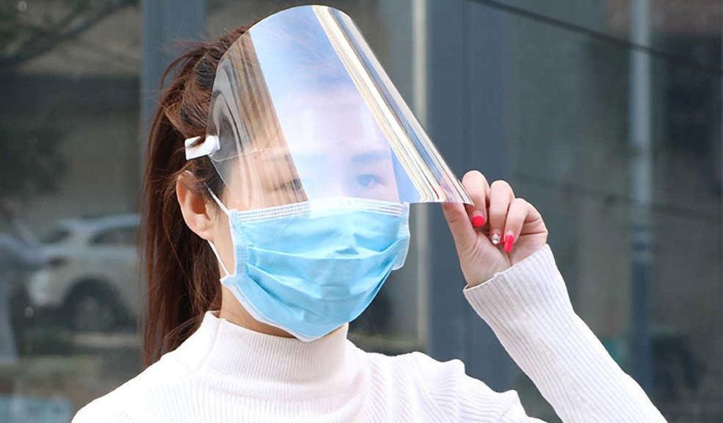 Россиянам предложили альтернативу медицинским маскам