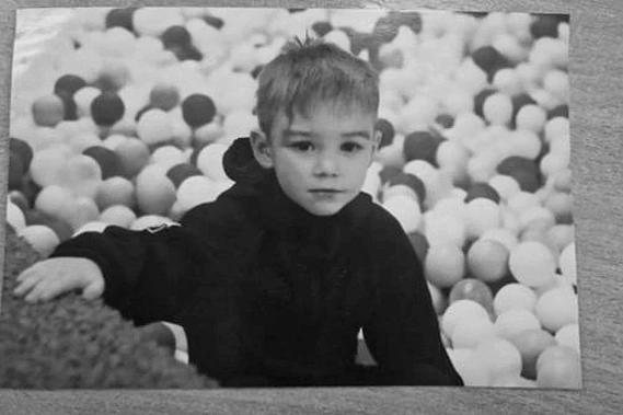 Вероника Наумова арестована после обвинений в жестоком обращении и смерти Далера Бобиева