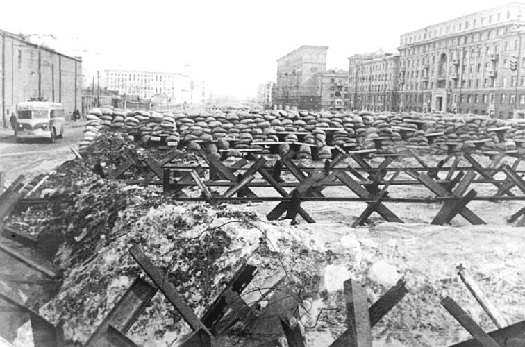 В «Справедливой России» в сотый раз предложили сажать за искажение истории