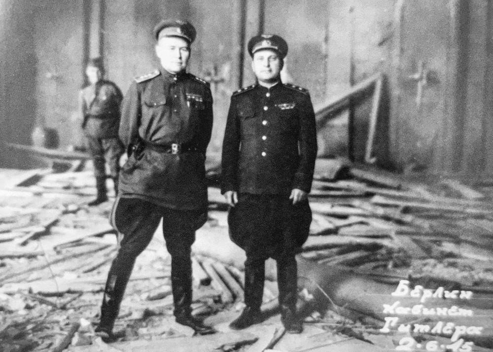 Минобороны опубликовал фото известных полководцев, сделанные победной весной