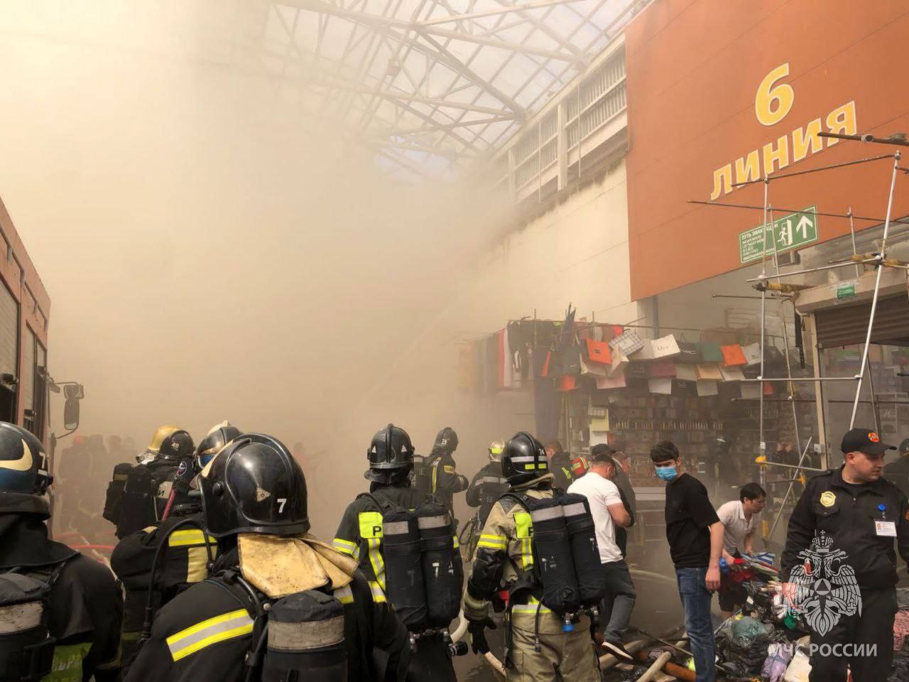 Пожар на рынке "Садовод"