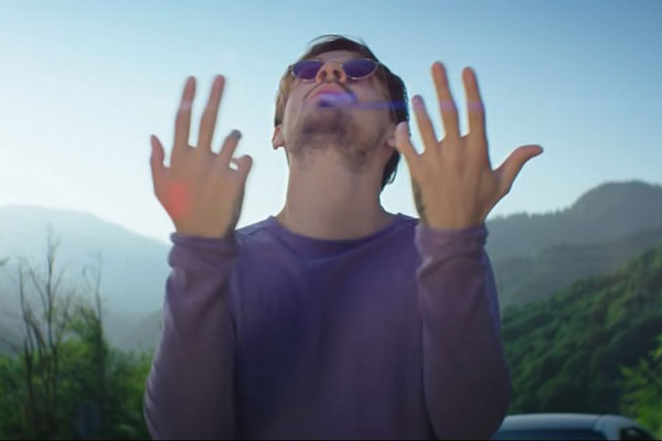 В Москве риелторы обманули певца Мишу Марвина на 255 тысяч рублей