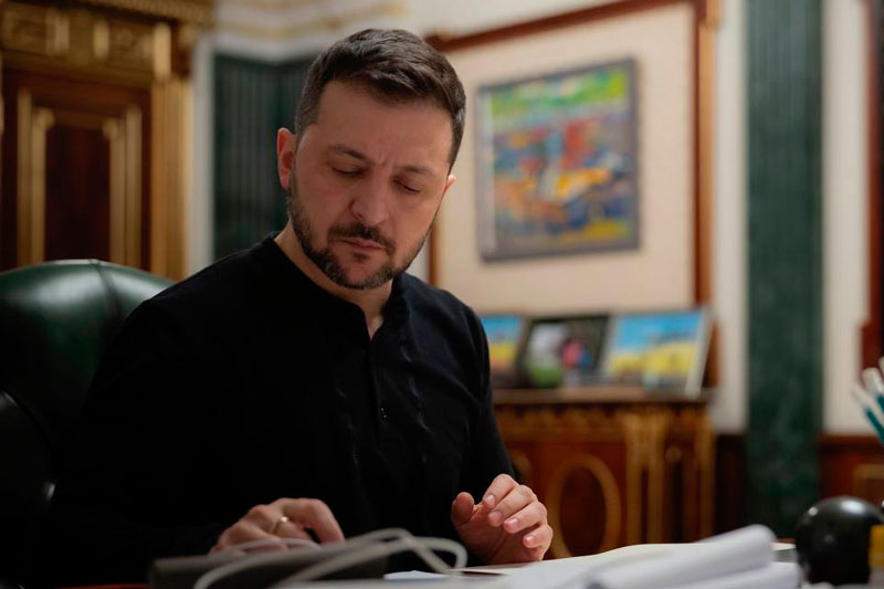 Украинский лидер согласился на встречу с президентом России 25 мая в Турции | Зеленский пообещал ждать Путина в Стамбуле 15 мая