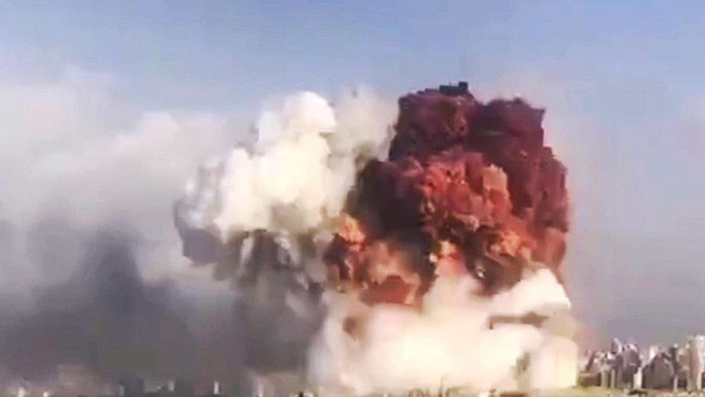 Капитан перевозившего селитру судна прокомментировал взрыв в Бейруте