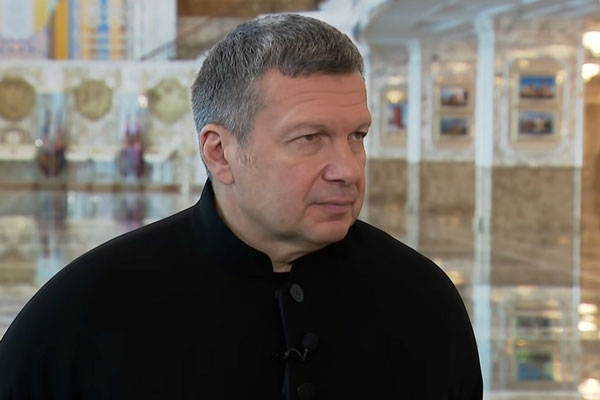 Соловьёв защитил Киркорова от россиян с «толстыми жирными жопами»