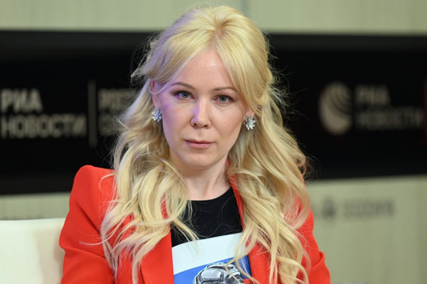 Студент КФУ обвинил Екатерину Мизулину в доносительстве на артистов