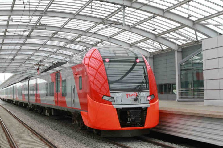 Новую спецтехнику подготовили для очистки путей на кольцах МЦК