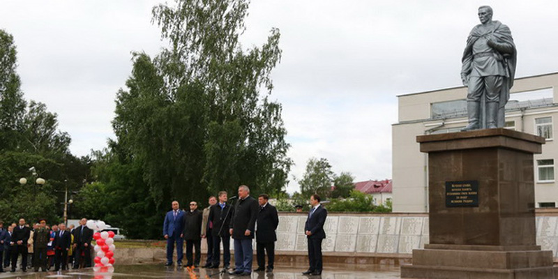 В Свердловской области открыли обновленный мемориал участникам Великой Отечественной войны