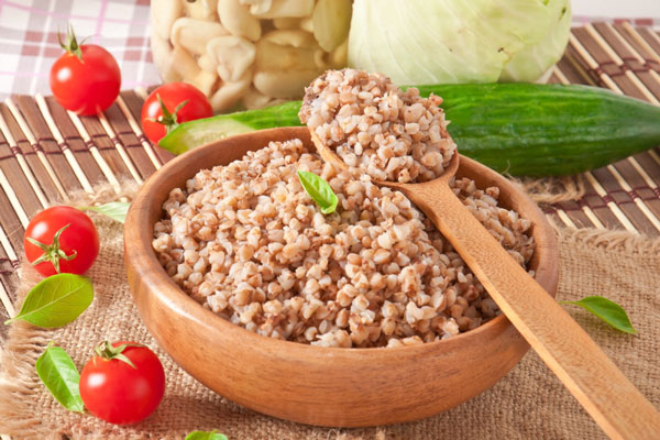 Диетолог: россиянам нельзя отказываться от гречки, даже если она подорожает | Диетолог Мухина объяснила, почему россияне питают особую любовь к гречке