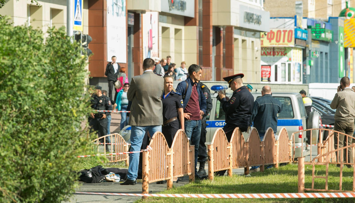 Федеральные телеканалы проигнорировали бойню в Сургуте. В России такого быть не может