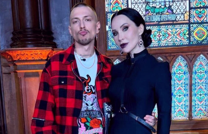 ТНТ подал в суд на участников проекта за нарушение условий контракта | ТНТ требует компенсацию с участников проекта за досрочный уход