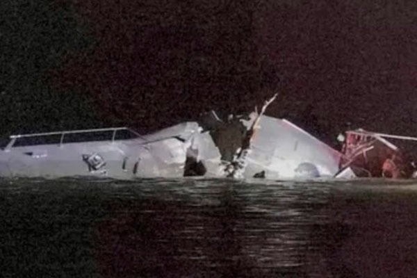 Секунды, которые длились вечность: что пережили пассажиры перед гибелью в небе над Вашингтоном? | У пассажиров разбившегося Bombardier секунды прошли как вечность