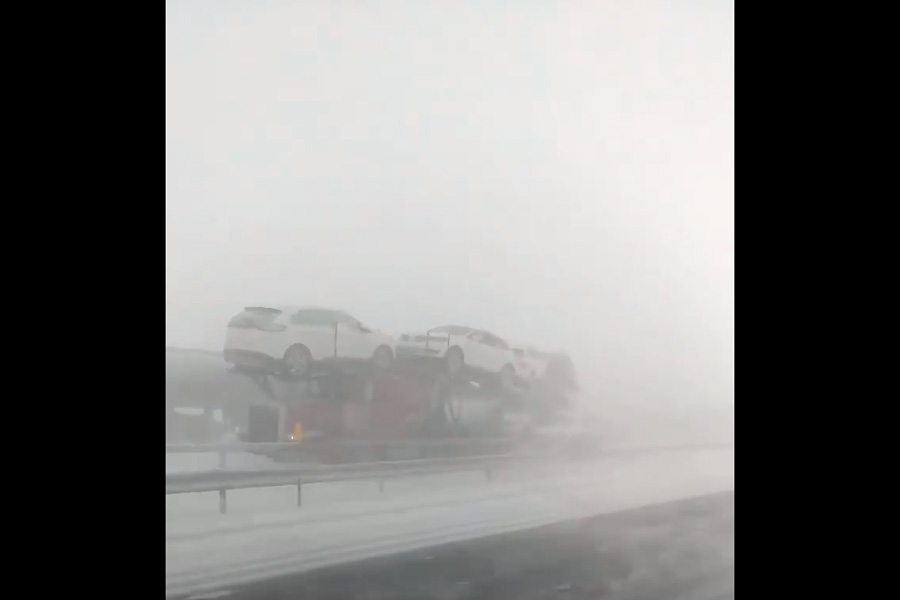 Крупнейшее ДТП с участием 35 машин произошло в США. ВИДЕО