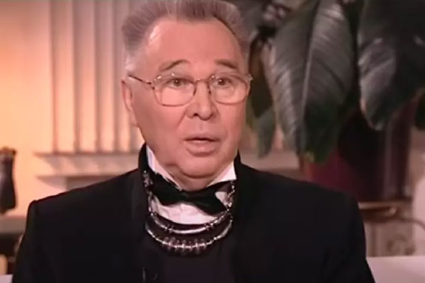 Умер модельер Вячеслав Зайцев