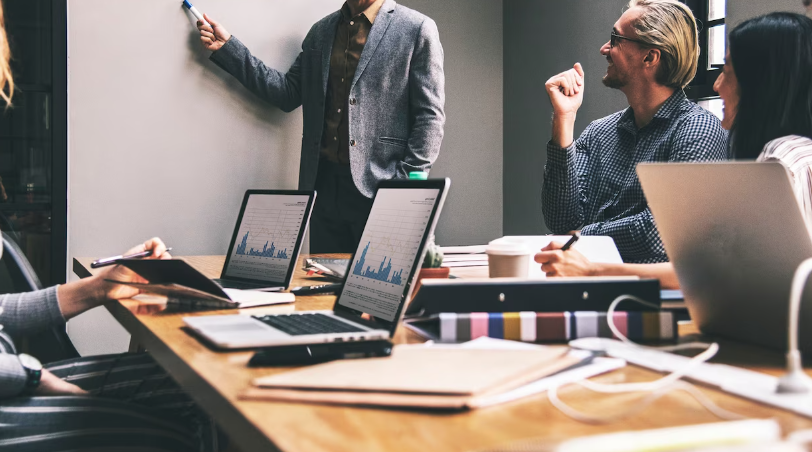 FT: разрешения Минфина на продажу активов в России ждут 2 тысячи зарубежных компаний