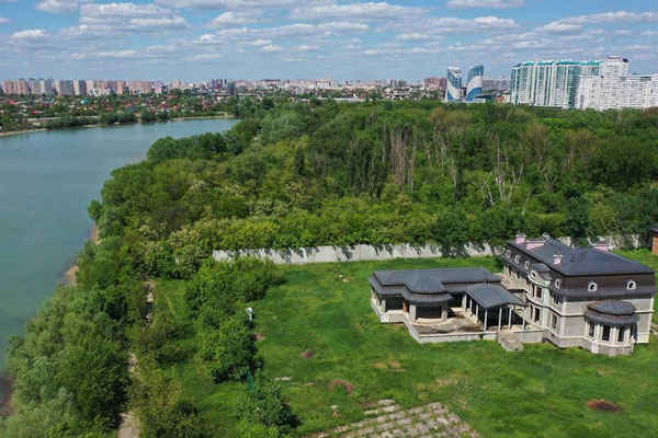 В Краснодаре планируют построить храм в парковой зоне в центре города