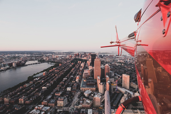 В Якутии до сих пор не нашли пропавший вертолёт Robinson с пассажирами на борту