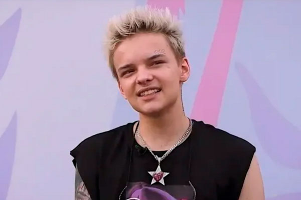 Зрение резко упало до минус 13 у блогера Егора Шипа | Блогер и певец Егор Шип сообщил о резком ухудшении зрения