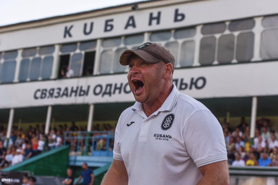 В тренера "Кубани" во время матча ударила молния