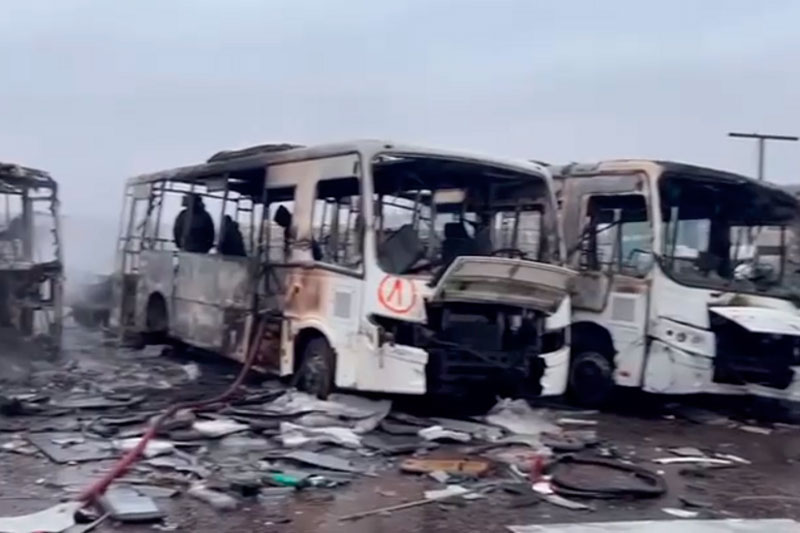 В Подмосковье сгорели более 30 автобусов: МЧС ликвидировало масштабный пожар на стоянке | Пожар в Люберцах: в селе Верхнее Мячково сгорели 30 списанных автобусов