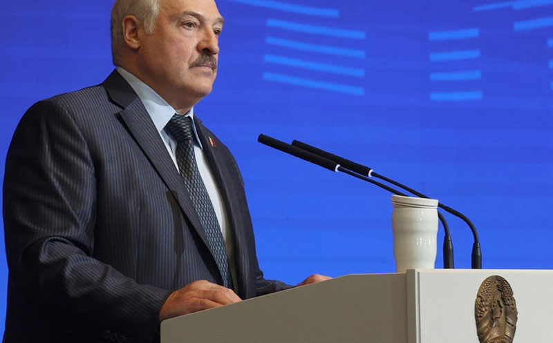 Белоруссия передала Украине более 100 помилованных граждан в обмен на пленных | Лукашенко отправил на Украину 100+ помилованных в обмен на пленных