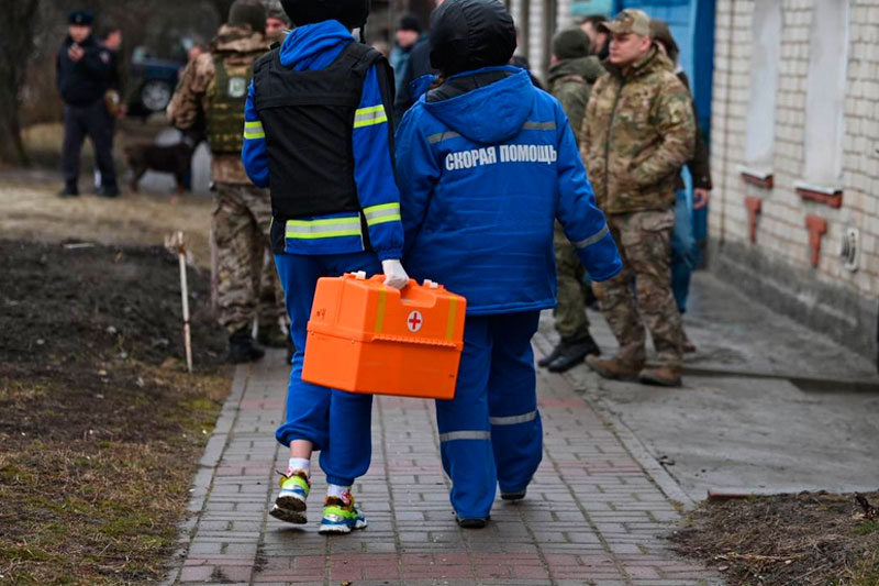 Житель Ногинска ударил фельдшера скорой помощи, ожидая помощи для матери | Пьяный рецидивист избил врача в Ногинске