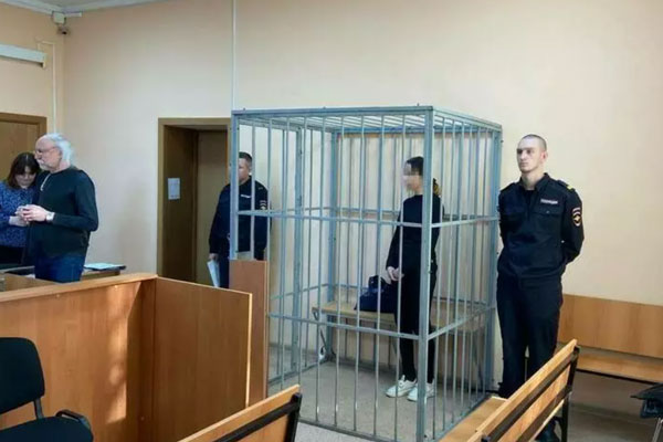 Зарезала из-за претензий к ужину: суд вынес приговор калининградке, убившей сожителя в рождественскую ночь