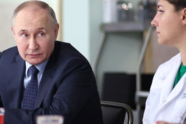 Глава Тверской области Руденя испугался, что занял место Путина на совещании | Российский губернатор испугался, что занял место Путина