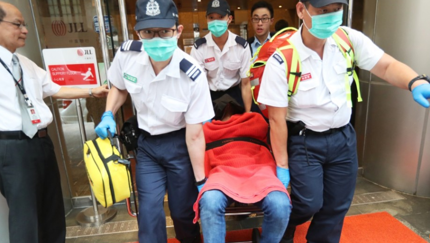 В Гонконге турист проглотил алмазов на 6 млн долларов