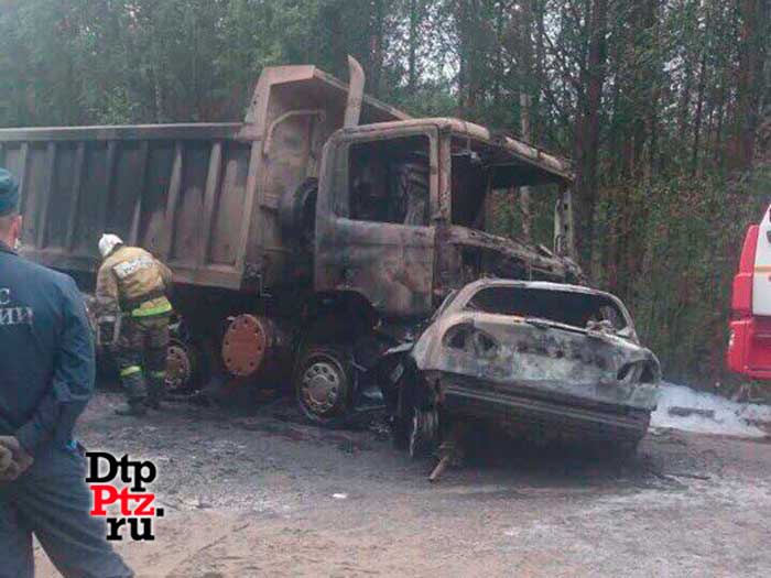 В Карелии в ДТП погибли четыре человека, в том числе дети