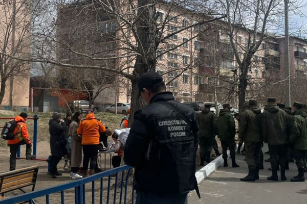 В Улан-Удэ начались поиски пропавшего накануне четырёхлетнего мальчика | Четырёхлетний мальчик вышел из дома в Улан-Удэ и пропал