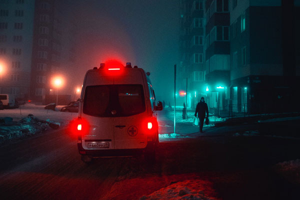 В Подмосковье фельдшер погиб, помогая пострадавшим в ДТП