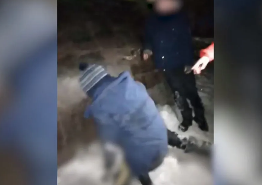 В Улан-Удэ школьники три дня толпой избивали второклассника