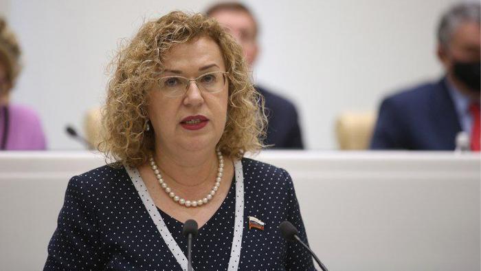 В Совете Федерации ответили на призыв РПЦ простить россиянам долги | В Совфеде прокомментировали инициативу РПЦ о прощении долгов