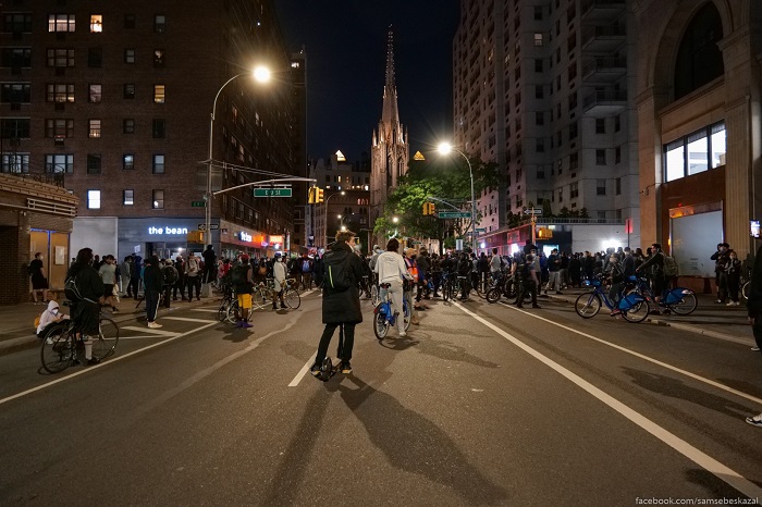 Погромы в США глазами очевидца: одни требуют справедливости, другие громят магазины