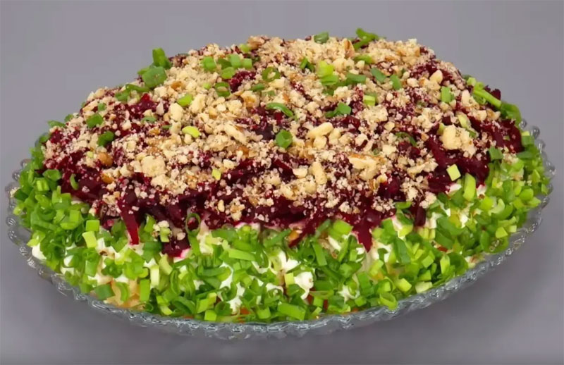 Салат «Сердца под шубой»: необычное украшение новогоднего стола | Новогодний салат «Сердца под шубой» — вкусно и эффектно