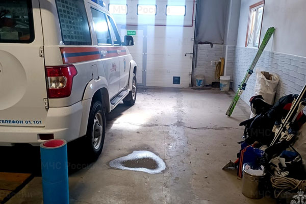 Туристы пропали после схода лавины на Камчатке