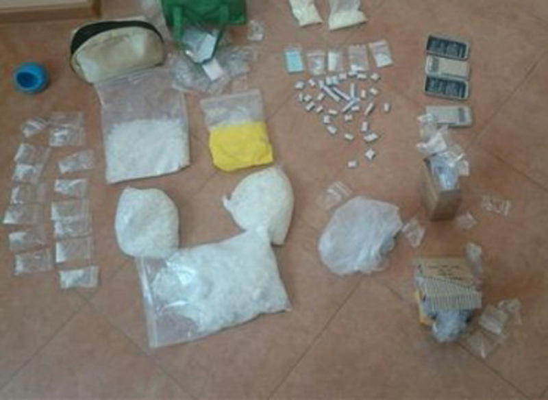 Полицейские ХМАО – Югры выявили факты сбыта наркотических средств в особо крупном размере