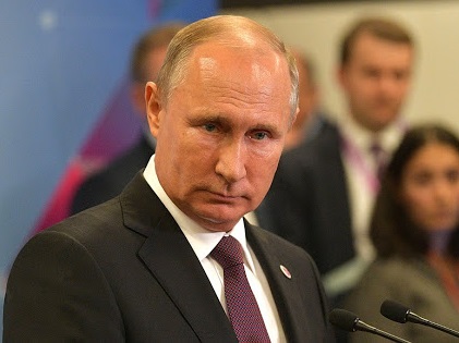 Путину придется лично объяснять россиянам суть поправок в Конституцию РФ