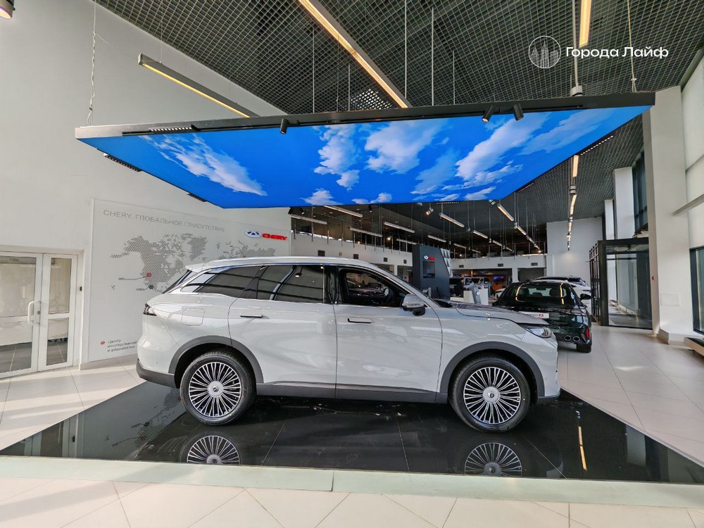 Продажи иностранных автомобилей в России упали почти на 40% в 2025 году | Иномарки в России стали продаваться на 40% меньше