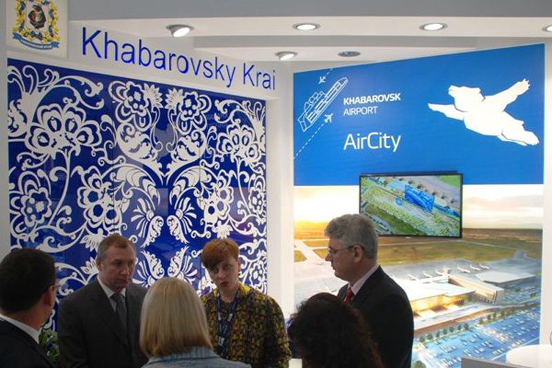 Медведь на логотипе аэропорта Хабаровска взбудоражил интернет