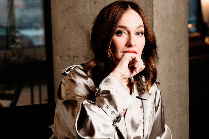 Бывшего главреда русского ELLE Елену Сотникову развели на 4 млн рублей | Елена Сотникова доверилась мошеннице и лишилась 4 млн рублей