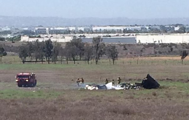 В Калифорнии столкнулись два самолета, а в Чикаго - два парашютиста