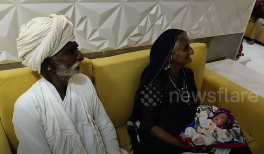 В Индии у 70-летней женщины родился первенец