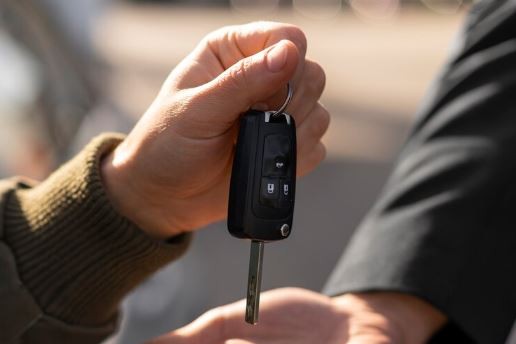 МВД разрешило регистрировать машины без полиса ОСАГО