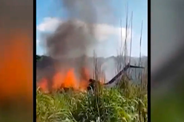 Самолет с членами футбольной команды разбился в Бразилии