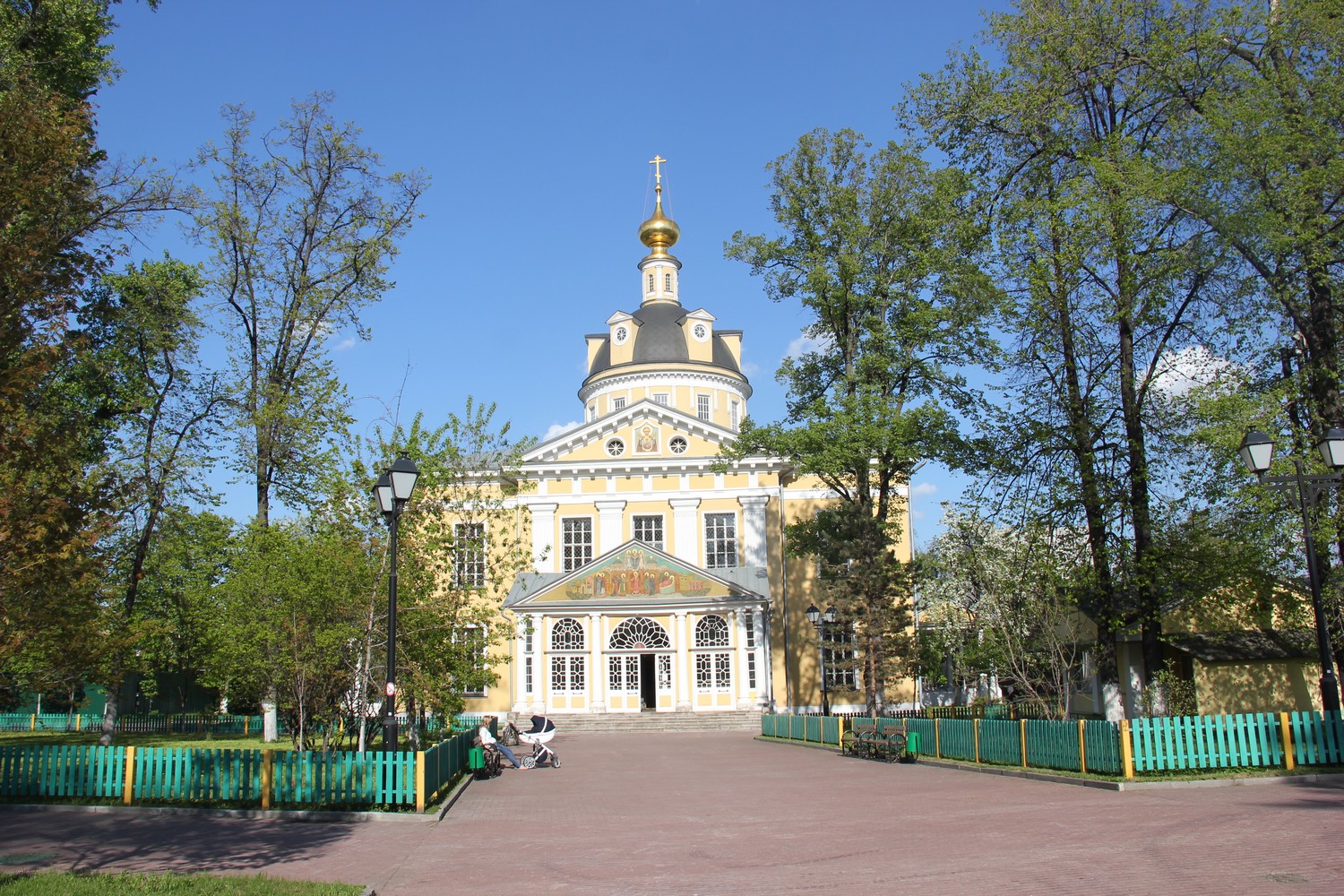 Владимир Путин приехал к старообрядцам и услышал от них: «Доброго здоровья!»