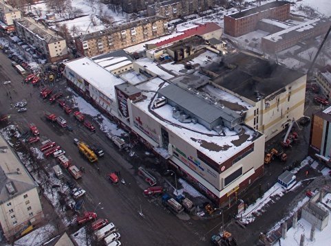 Охранник ТЦ «Зимняя вишня» в Кемерово подозревается в отключении сигнализации. ВИДЕО