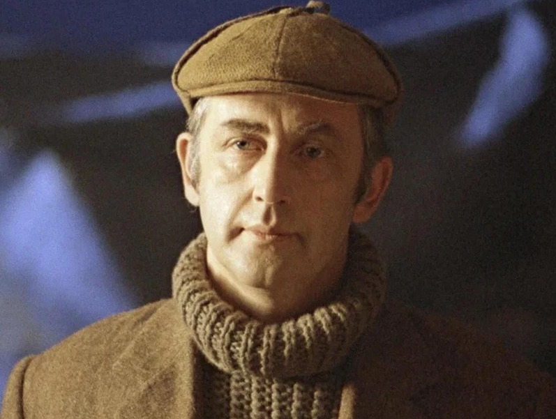 «Русский Шерлок Холмс» Ливанов госпитализирован с подозрением на инсульт | Актер Василий Ливанов находится в реанимации в тяжелом состоянии